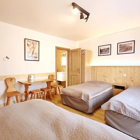 ホームステイ Goscinne Stanek *