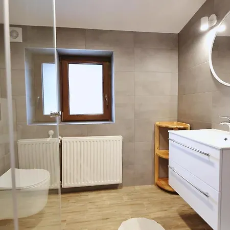 ホームステイ Goscinne Stanek ザコパネ